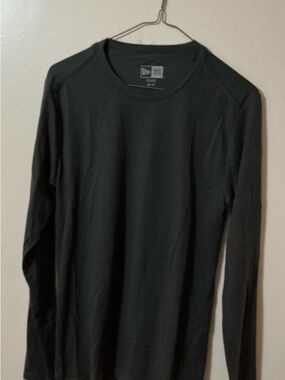 New Era Charcoal Gray Long Sleeve Crewneck Shirt Size XS New